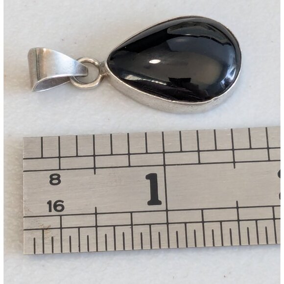 Sterling Silver Teardrop Black Onyx Pendant With Beveled Bail For Chain Jewelry - Picture 3 of 9